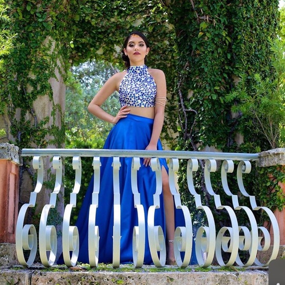 Prom/ Quinces Blue Two Piece Set - Picture 1 of 1